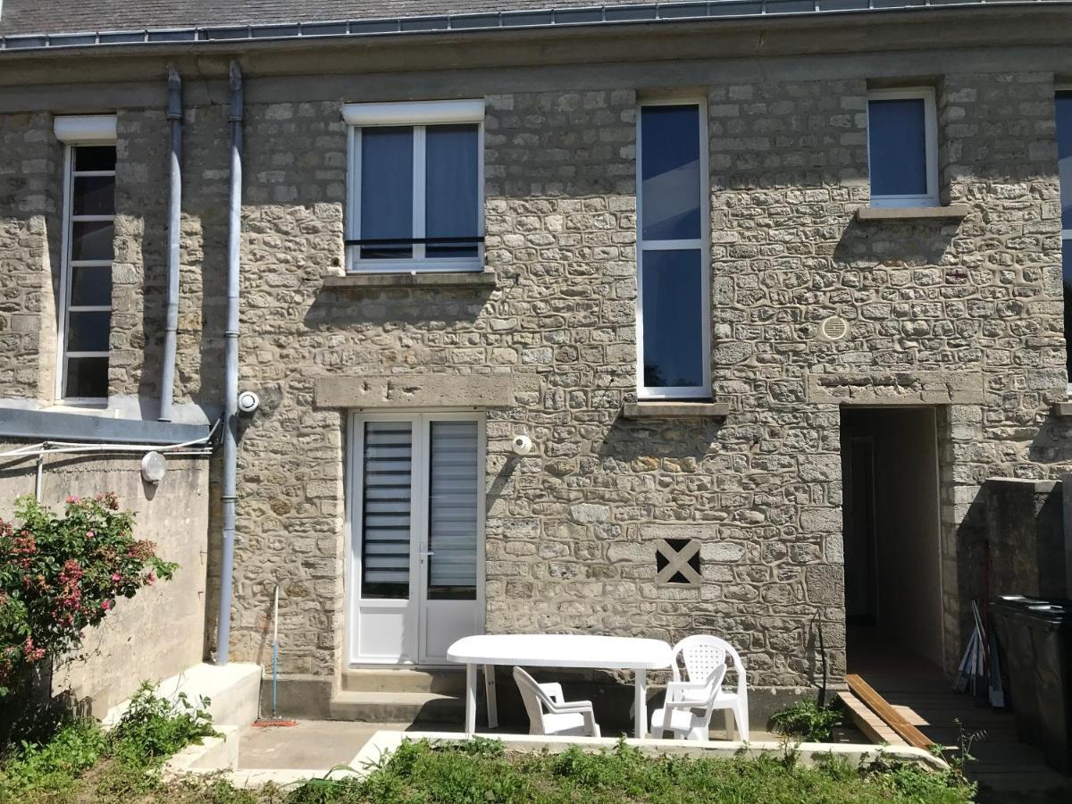 Gite Iaorana - Maison En Centre Ville Valognes Exterior photo